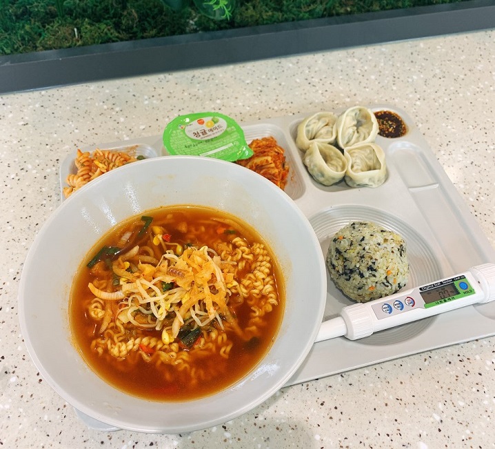 ���Ļ���