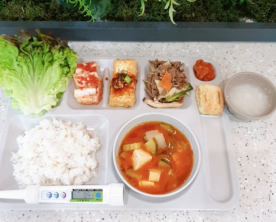 ���Ļ���