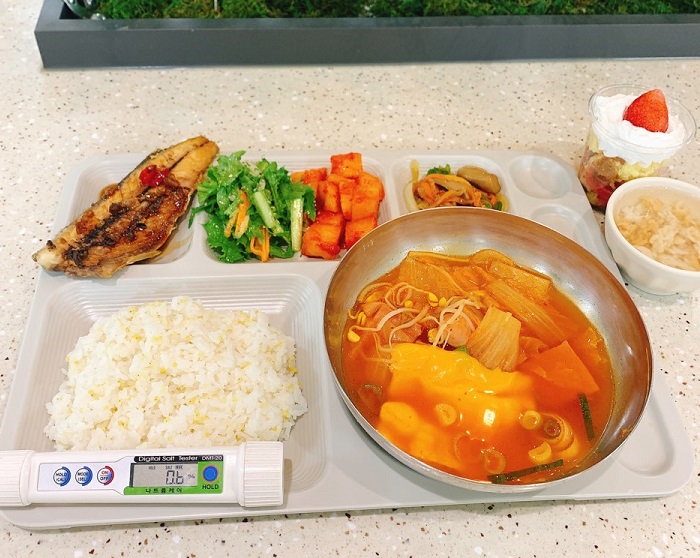 ���Ļ���